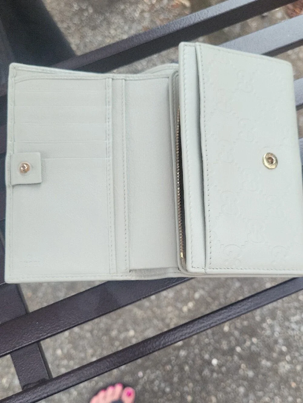 Gucci Embossed GG Leather Wallet with Gold Plaque - Picture 16 of 16